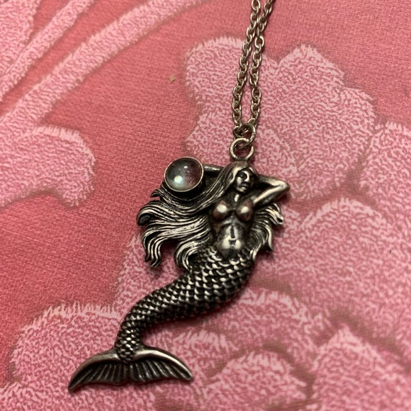 925 & Pewter J.Guthrie 1991 Mermaid Necklace - Picture 2 of 7